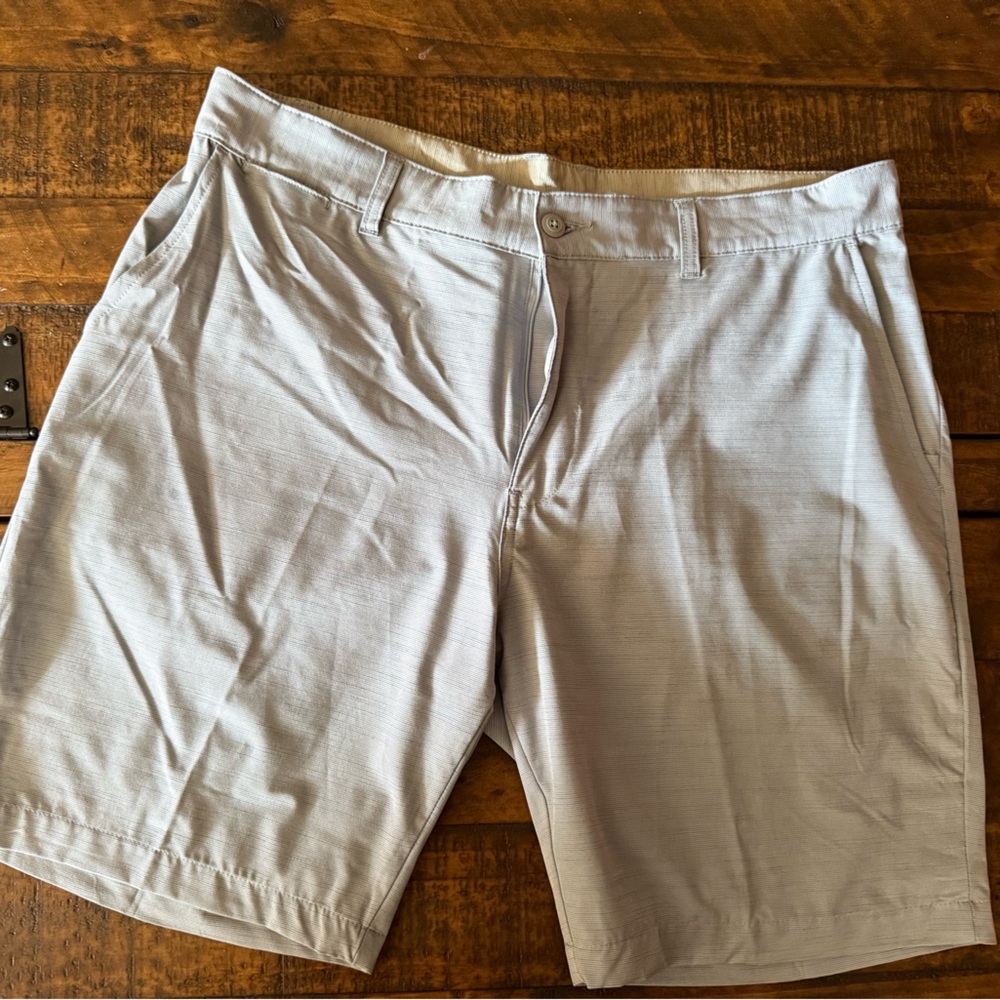 Men’s size 38 RonJon shorts
